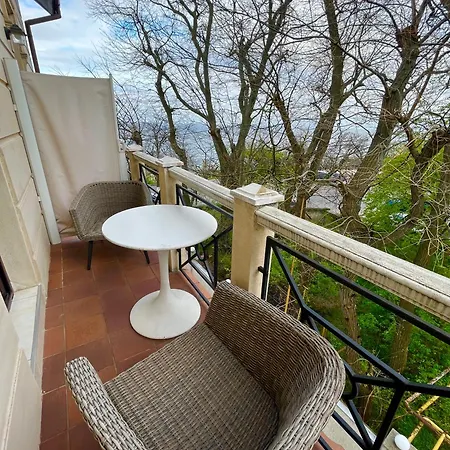 Villa-sofia Mini-hotel Herberg